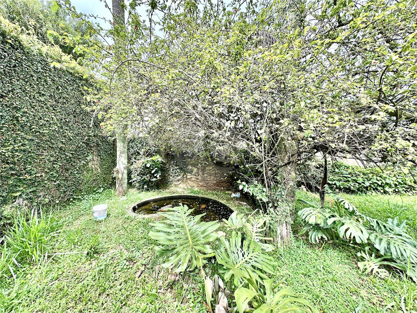Casa á venda – Granja Viana