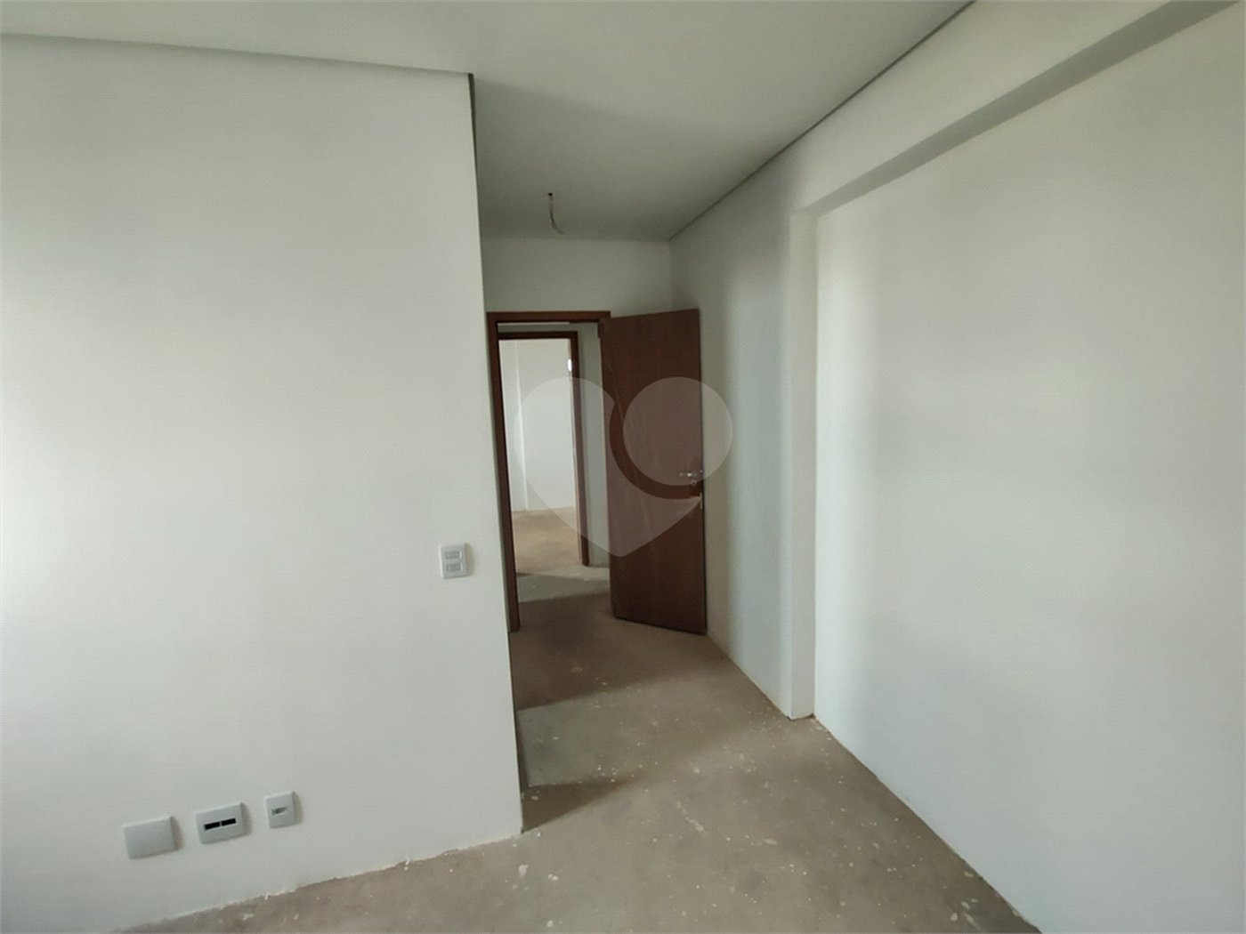 Apartamento 3 Quartos com Suíte 109m², Aurora Gardens 2 Vagas de Garagem