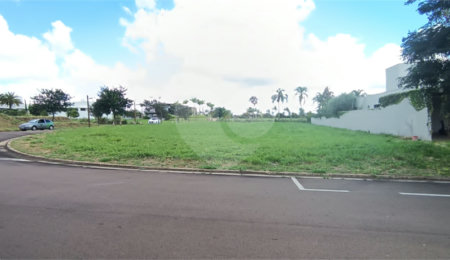 Terreno à venda no condomínio Damha Golf, São Carlos - SP