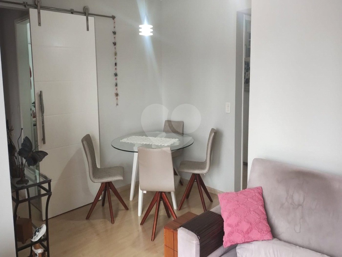 Apartamento com 67m², 3 quartos, garagem, à venda no Jardim Marajoara.