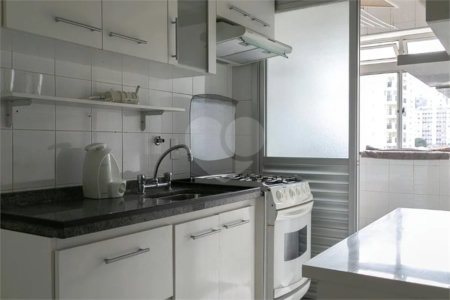 Imóvel de m² com sala de estar 2 quartos, sendo suíte, piscina e academia 1 vaga de garagem Vila Mariana.