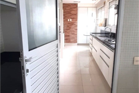 Apartamento Alto Padrão de 176m² na Aclimação — São Paulo/SP