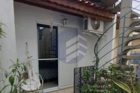Sobrado espaçoso e completo em condomínio fechado no Bonfiglioli!