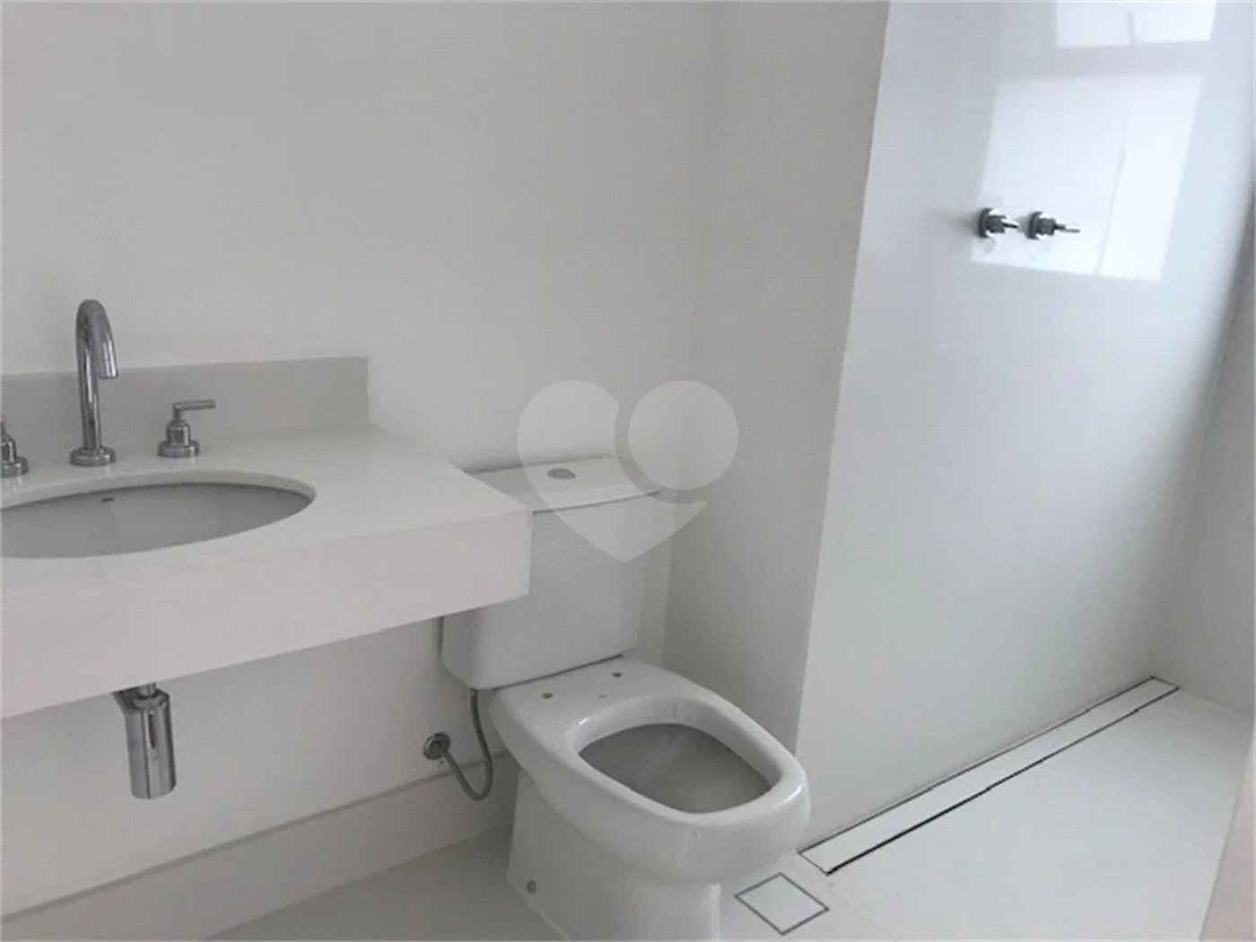Apartamento com 3 suítes à venda no Jardim América - SP