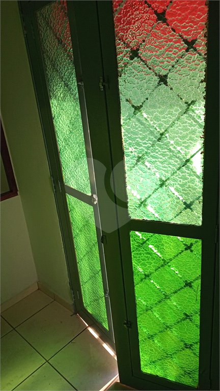 Linda Casa muito bem localizado na rua três na cidade de Rio Claro