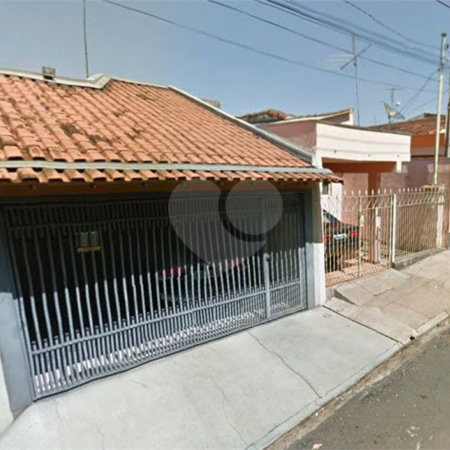 Casa térrea no Parque Delta.