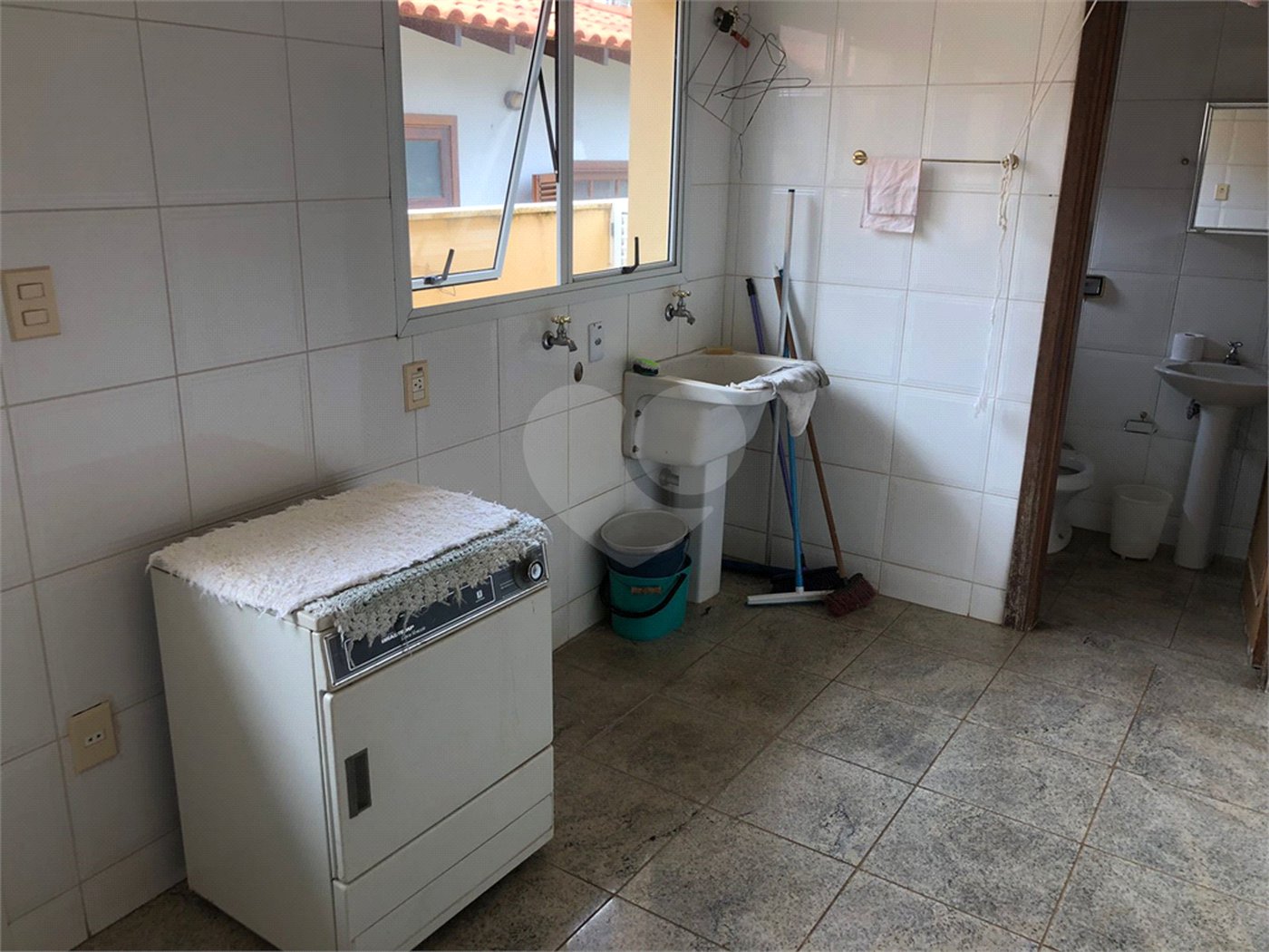 Casa para venda no Condomínio Parque Faber 1