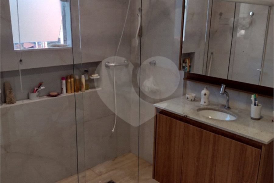 Excelente Sobrado na Cidade Lider - Casa - vendo