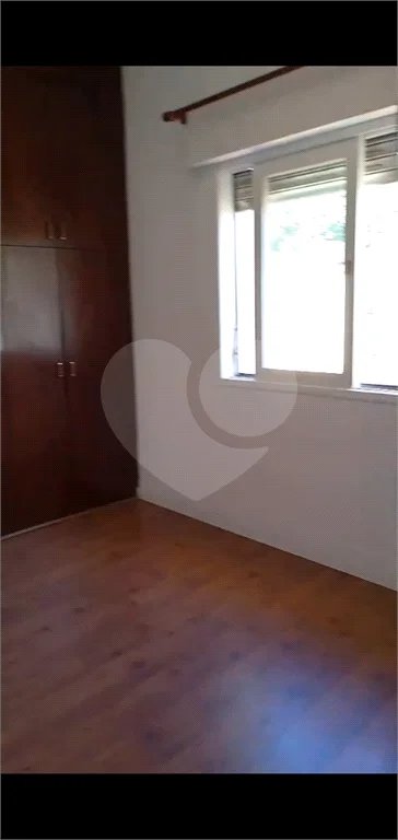 Charme e Praticidade na Vila Mariana: Sobrado com 2 Suítes e Excelente Localização!