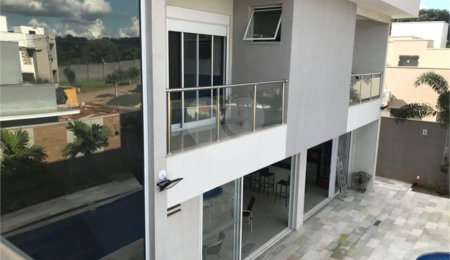 Casa à venda com 4 suítes no condomínio Veredas do Campo, Araraquara - SP