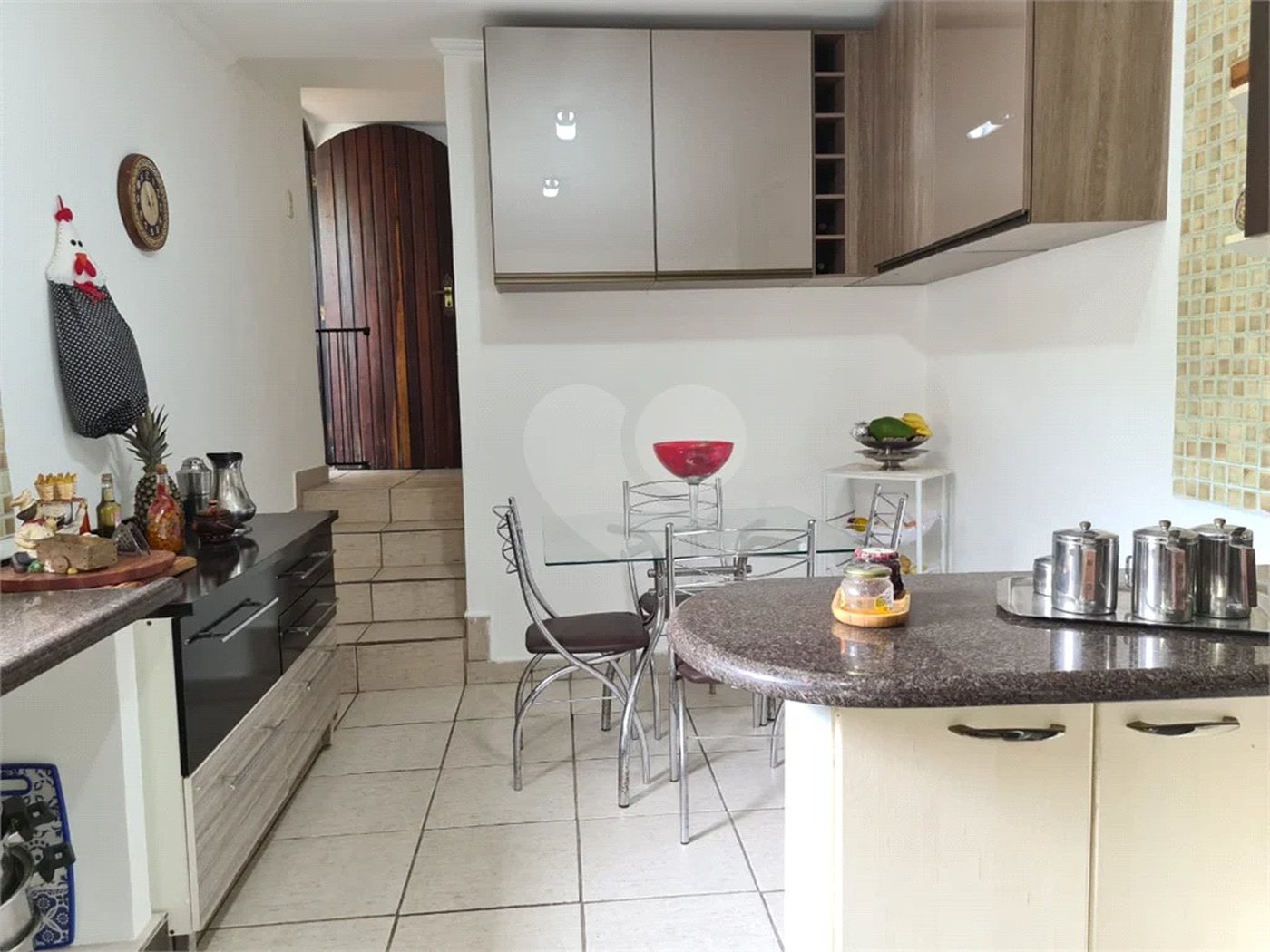 Casa à venda na Vila Esperança com 230m² 3 dormitórios 1 suíte 3 banheiros 3 vagas