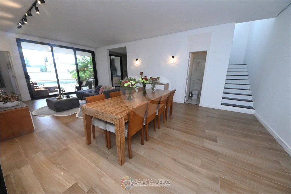 Indaiatuba - SP - Condomínio Helvetia Park - 490 m² Terreno - Sobrado com 307 m² de Área Construída - Escritório com móveis planejados - Sala de estar e jantar ampla e integradas - Cozinha planejada completa, com eletrodomésticos (cooktop, forno, coifa, geladeira, microondas) - Lavanderia