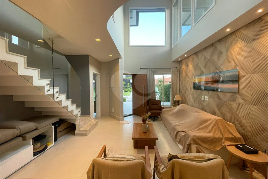 Casa à venda ou para alugar com 4 suítes em Morada da Praia, Bertioga, SP