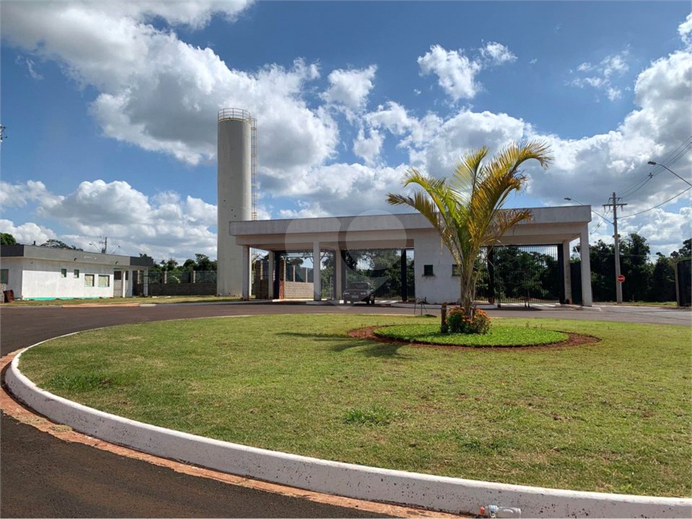 Terreno contendo 250,00 m² de área .