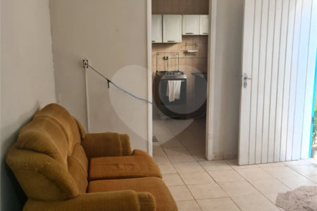 Casa à venda – 2 Quartos, 1 Vaga – 51,20 m² de área útil