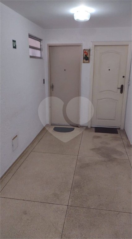 Apartamento na Região do Ipiranga à 8 Minutos do Metrô com 2 Dormitórios .