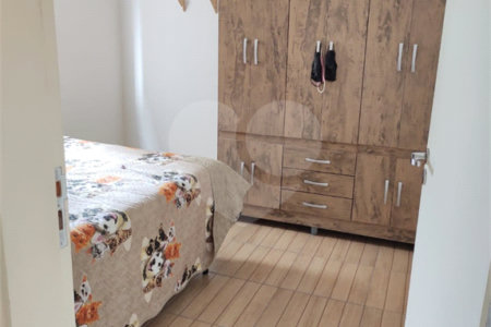 Apartamento no Condomínio Monte Olimpo .