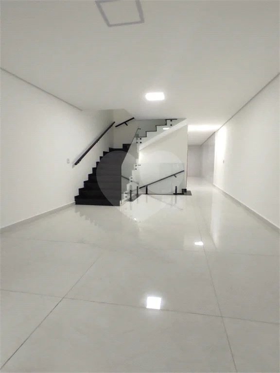 Sobrado à venda na Vila Carrão, 3 quartos (1 suíte)