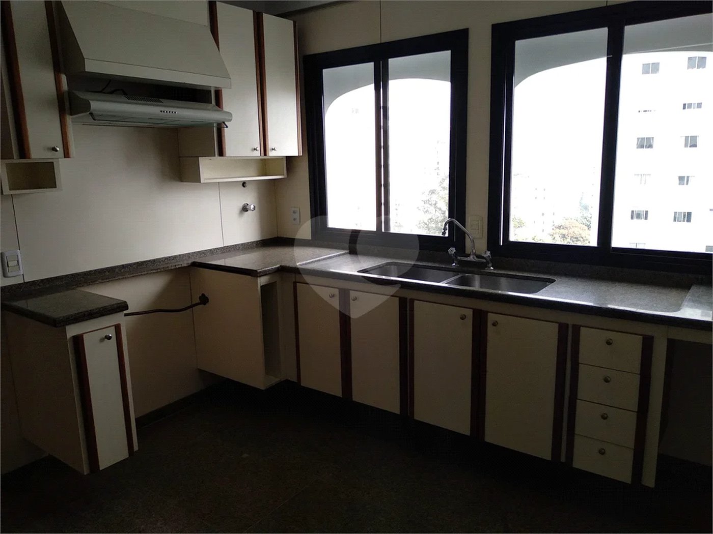 Apartamento para alugar com 4 suítes em Alto da Boa Vista, São Paulo, SP