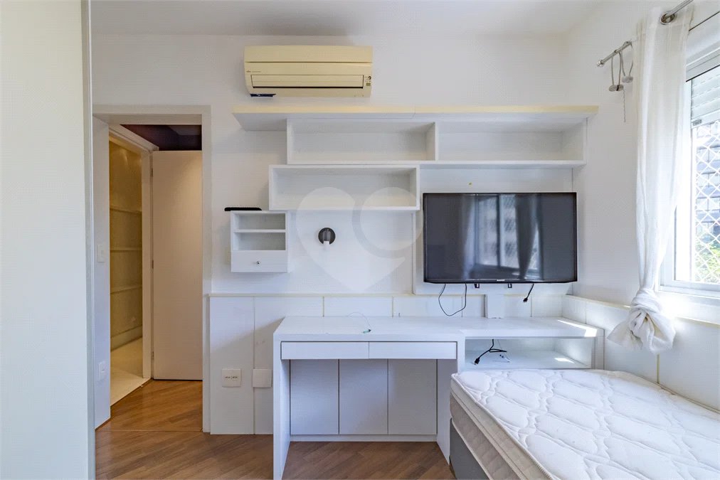 APARTAMENTO PARA LOCAÇÃO COM 151M2 - 3 QUARTOS ( 2 SUÍTES ) - 3 VAGAS NO JARDIM AMÉRICA.