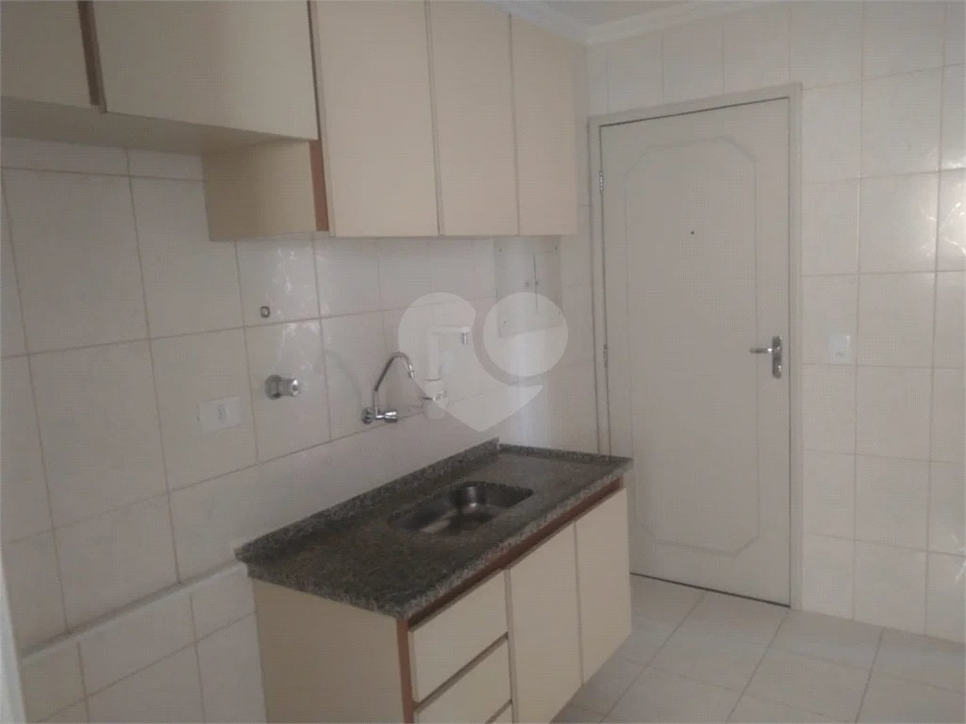 APARTAMENTO COM 77 M², 02 DORMITÓRIOS,, 02 VAGAS, NO PLANALTO PAULISTA PARA LOCAÇÃO