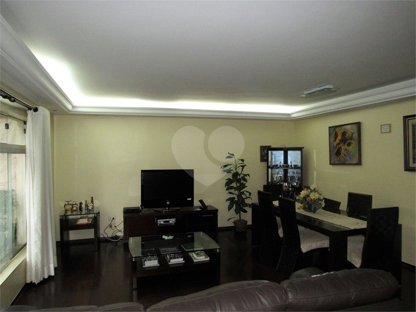 Casa Térrea à venda com 3 quartos, sendo 1 suíte, em Chácara Flora, São Paulo, SP