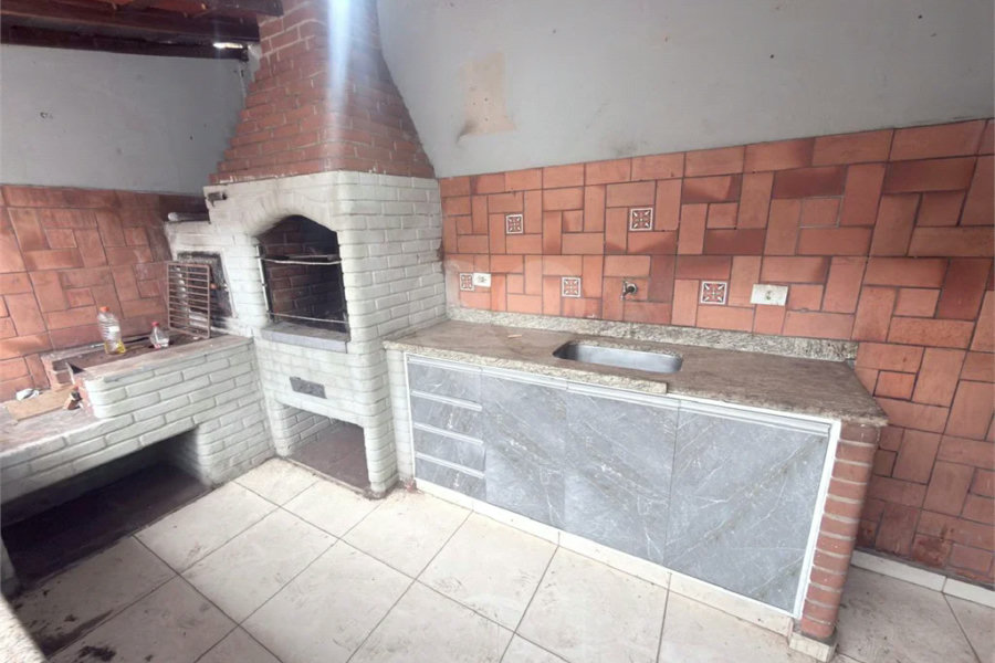 Casa Completa à Venda ou para Locação no Bairro Caxambu– Conforto e Sofisticação!