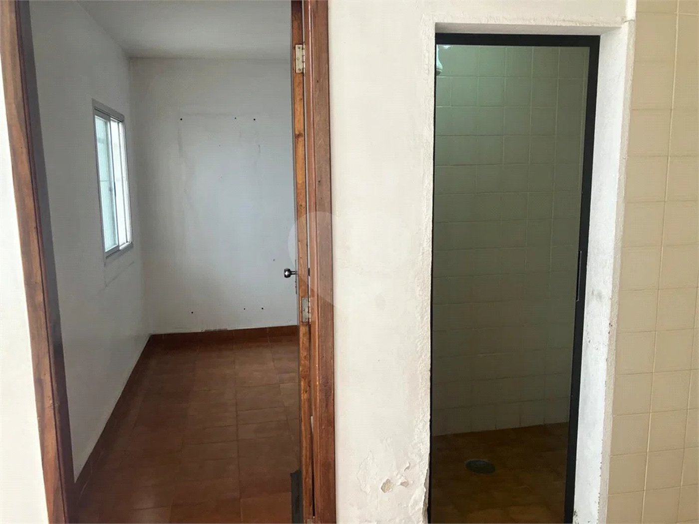 SOBRADO 3 QUARTOS 5 VAGAS DE GARAGEM PARADA INGLESA - ZN