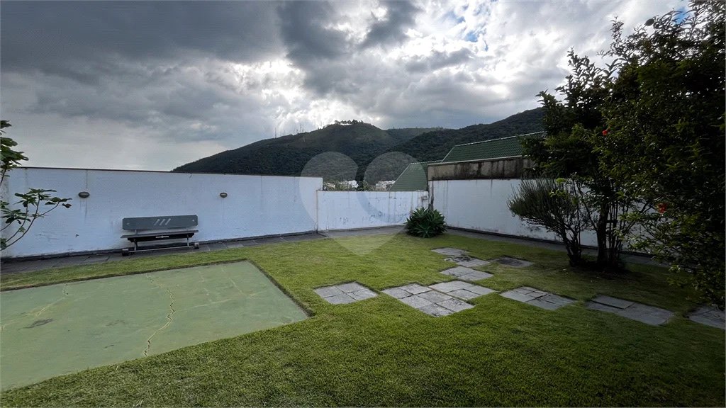 Casa à venda com 3 quartos, sendo 1 suíte, em Jardim Dos Estados, Poços de Caldas - MG