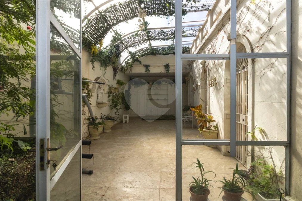 Casa à venda com 4 suítes em Alto da Boa Vista, São Paulo, SP