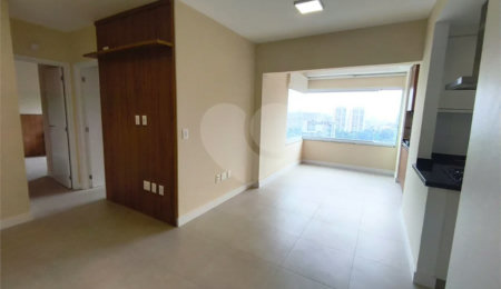 Apartamento à venda com 2 suítes em Vila Firmiano Pinto, São Paulo, SP
