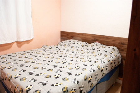 Apartamento à venda com 2 dormitórios no Monte Logan, São Carlos