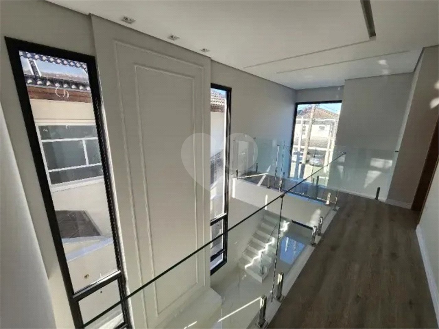 CASA A VENDA 280M², 4 DORMITORIOS, 4 SUITES, 4 VAGAS - URBANOVA - SÃO JOSÉ DOS CAMPOS/SP.
