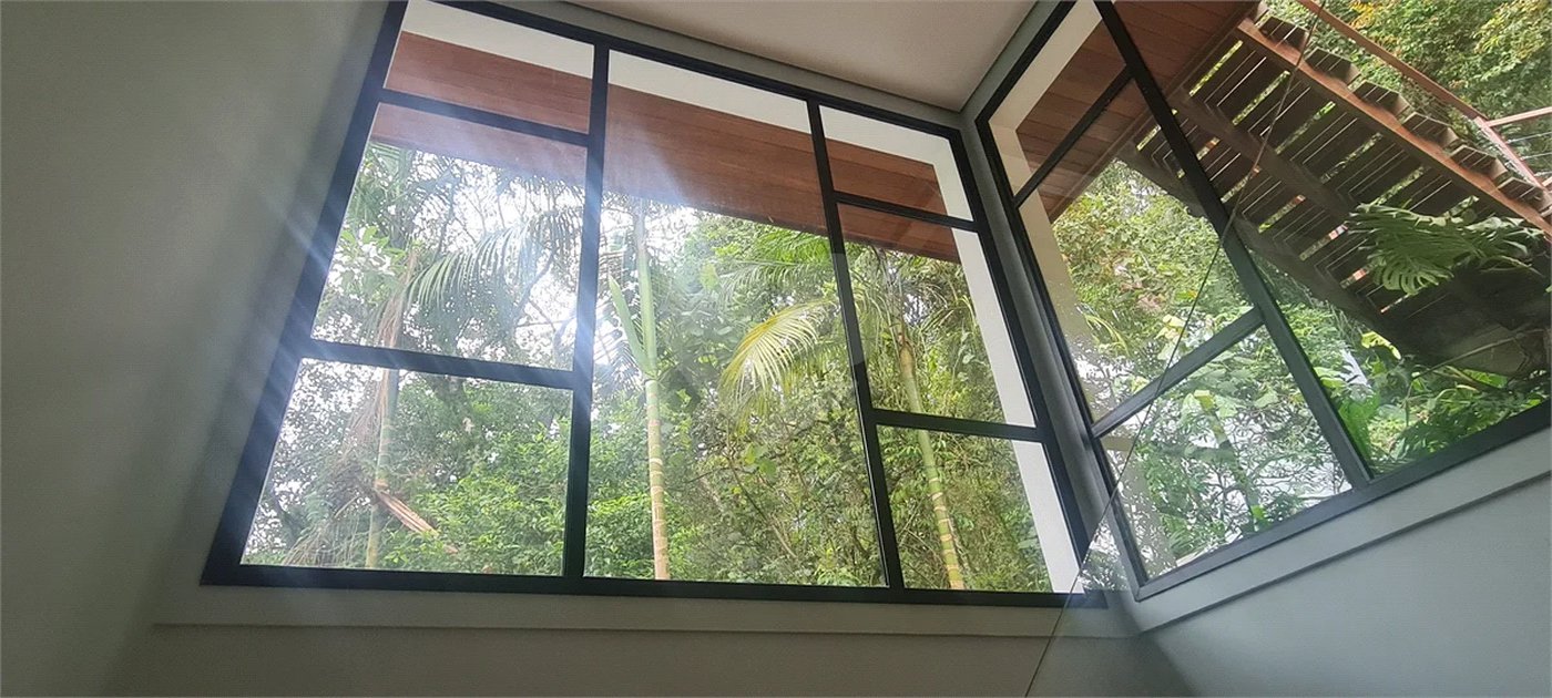 Casa à venda com 3 suítes no condomínio Alpes da Cantareira, Mairiporã - SP
