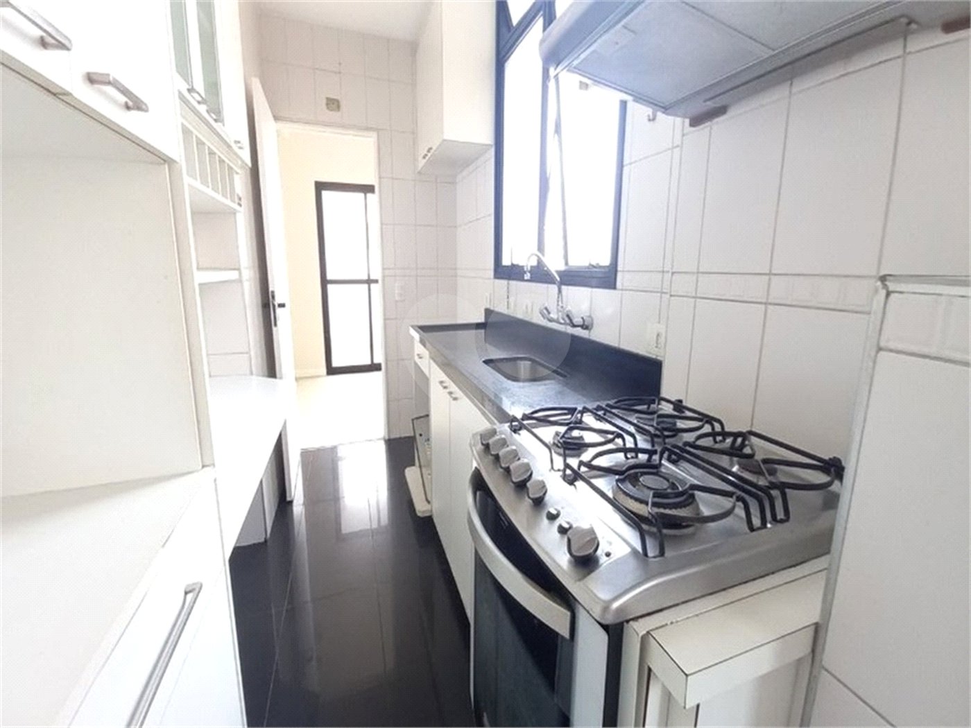 Excelente apartamento, 3 quartos e 2 vagas, para venda na Aclimação!