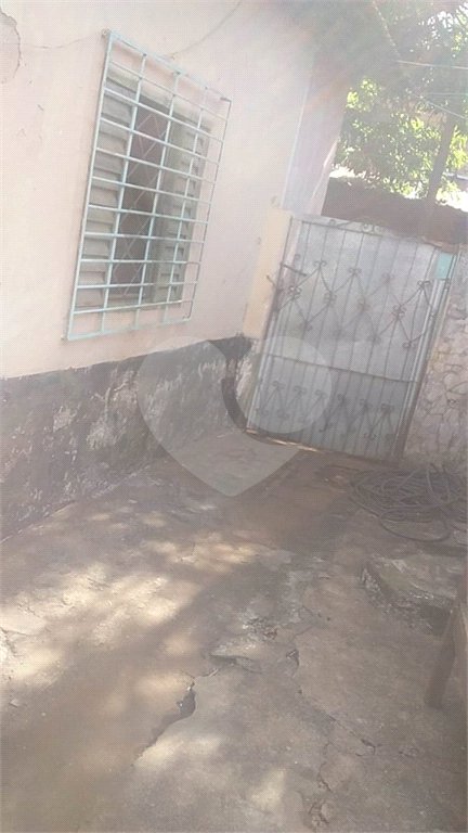Imóvel para demolição na Vila Izabel