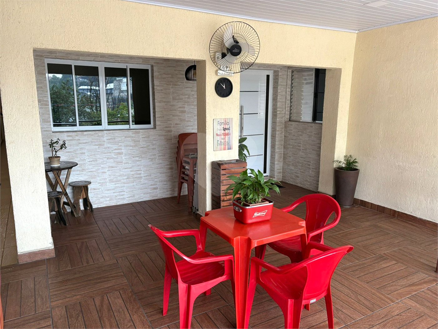 Oportunidade Casa Terrea e Ampla com 173 m² e Quintal e Área Gourmet JARDIM ARICANDUVA