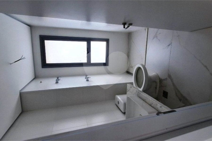 Apartamento à venda com 3 suítes em Vila Madalena, São Paulo, SP