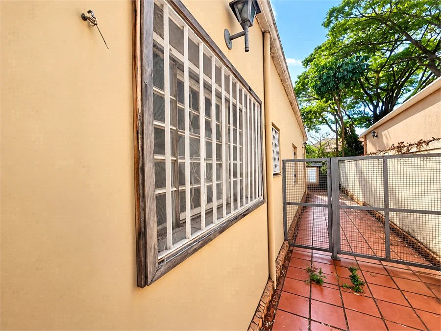 Casa Térrea à venda com 3 quartos, sendo 2 suítes,  em Brooklin Velho, São Paulo, SP