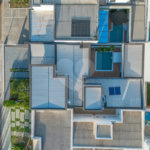 Indaiatuba - SP - Condominio Dona Lucilla - Valor R$2.295.000,00 - 3 suítes + escritório + lavabo - Terreno: 300m2 - Construção: 188m2 - Diferenciais - Móveis planejados no escritório, sala de TV, lavabo, cozinha, área gourmet, lavanderia, banheiros e closet - Ar condicionado em todos os ambie