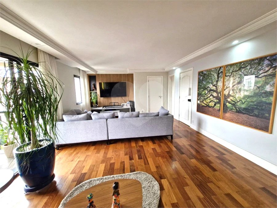 Apartamento a venda com 3 quartos no Alto da Boa Vista