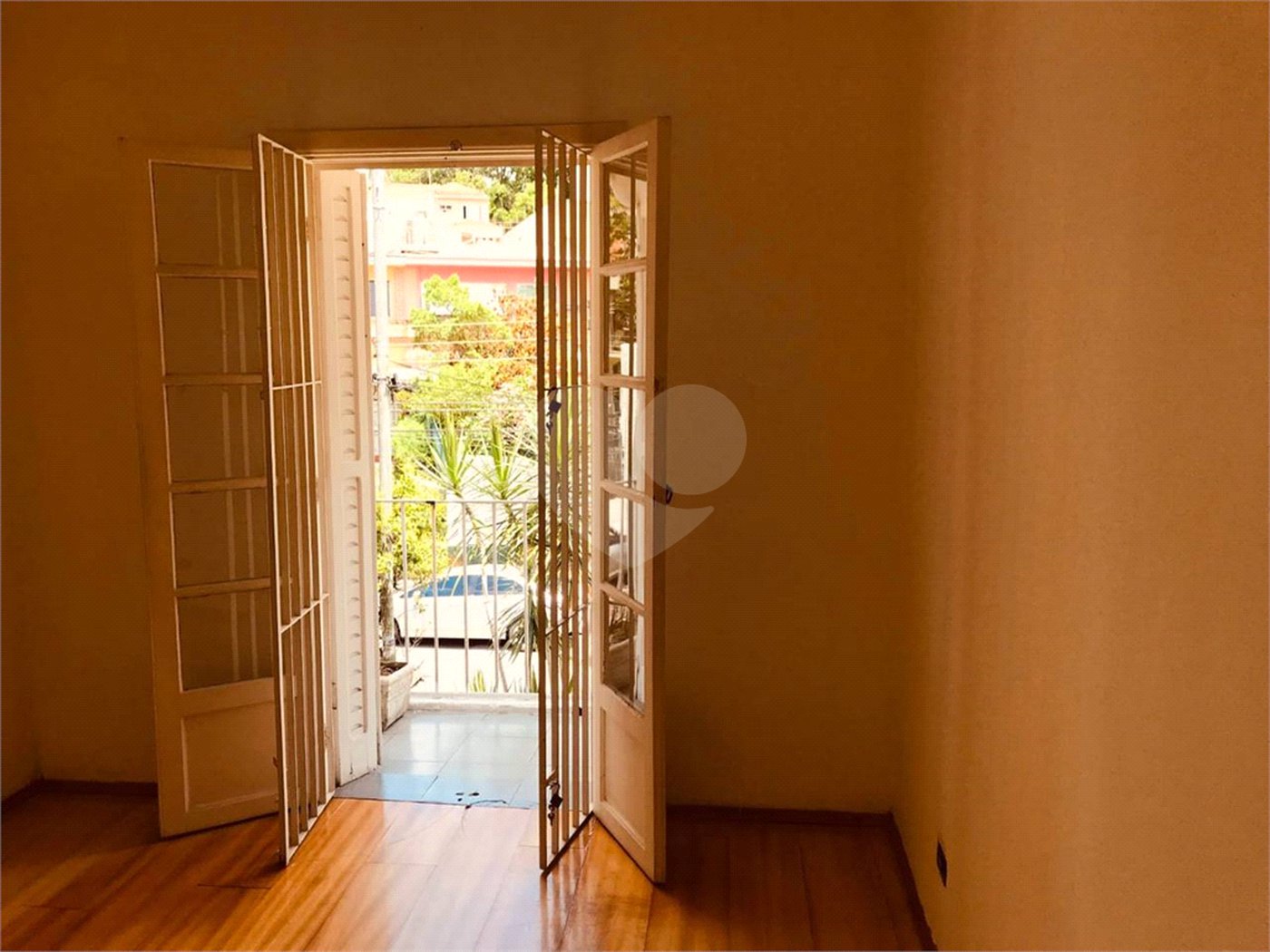 Sobrado com 150 m², 3 quartos e 2 vagas