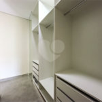 Indaiatuba - Condomínio Milano - Sobrado - 350 m² de terreno - 240 m² de área construída - 4 vagas de garagem, sendo 2 cobertas - Salas de estar e jantar integradas - 3 suítes com closet e varanda no pavimento superior - Escritório no térreo - Espaço gourmet com churrasqueira - Banheiro externo