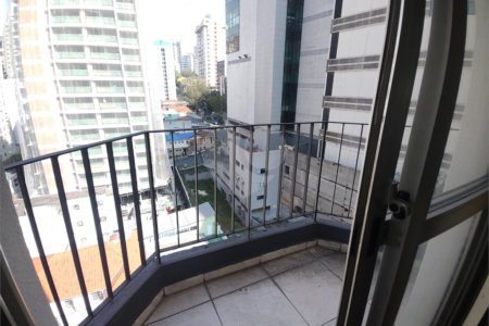 Apartamento com 1 dormitório 1 vaga na Bela Vista