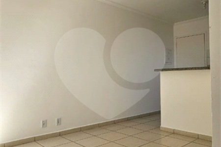 Apartamento a venda no Residencial Aline