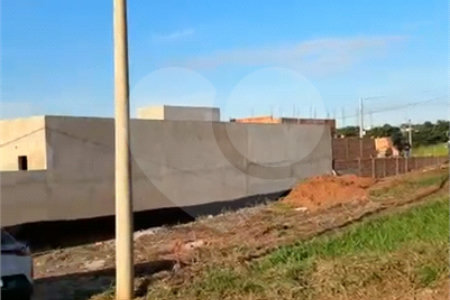 Terreno para venda com 200 metros quadrados em Olímpia SP