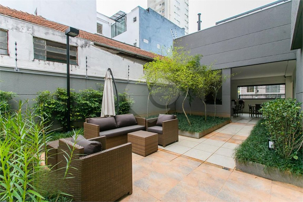 Apartamento de 33m² com 1 Quarto e 1 Vaga à Venda na Vila Mariana
