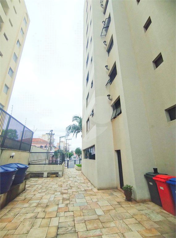 Apartamento na Saúde - 2 quartos com 1 suíte, varanda e 2 vagas