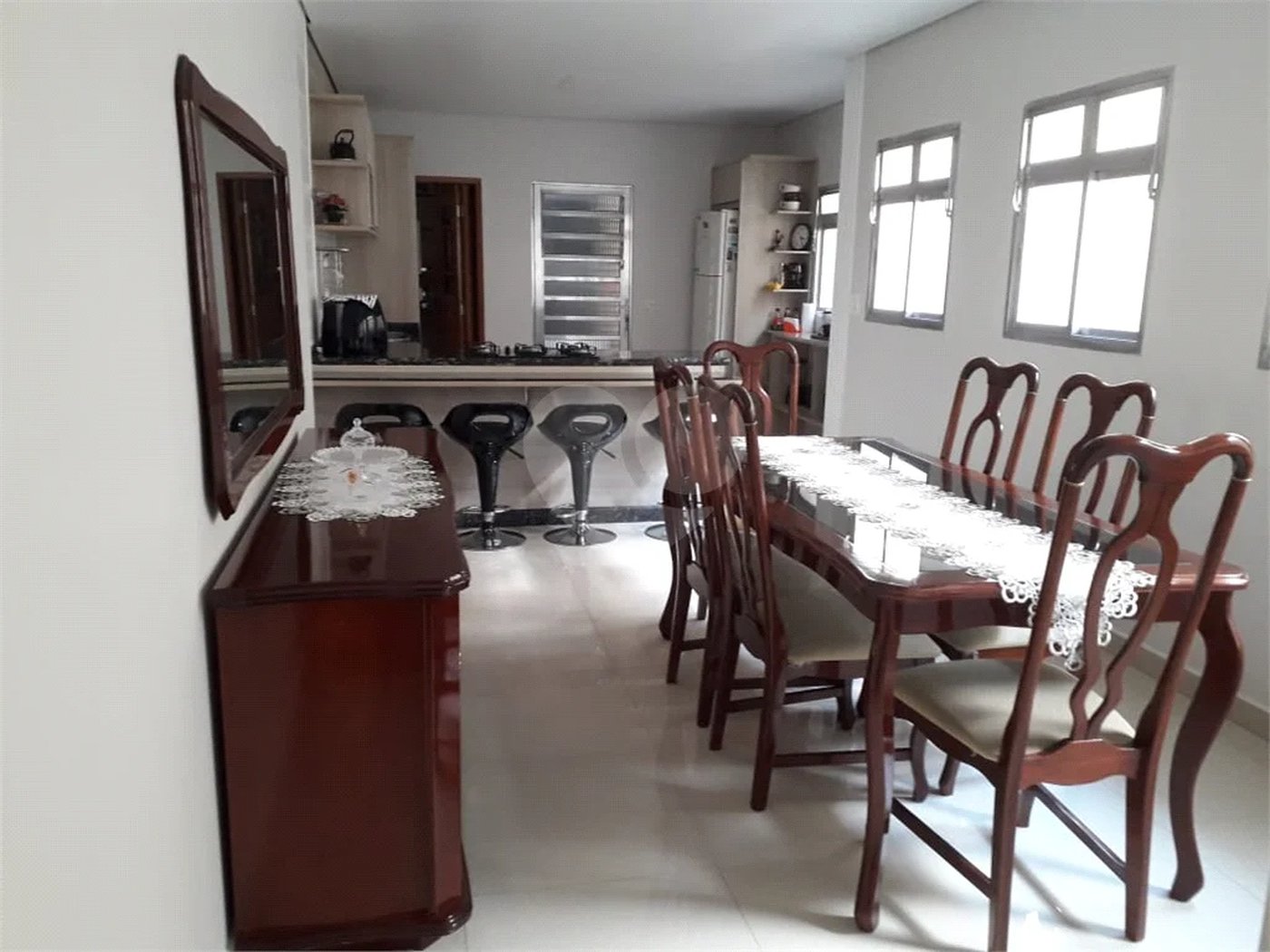 Sobrado á venda 222m² 3 quartos na região do metrô Guilhermina Esperança, Penha