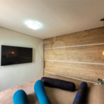 Apartamento de 143m² com 3 dormitórios e 2 vagas de garagem.